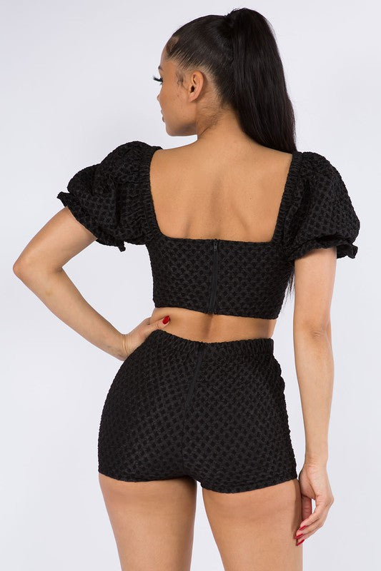 PUFF CAP SLEEVE CROP TOP WITH SHORT SET BLACK